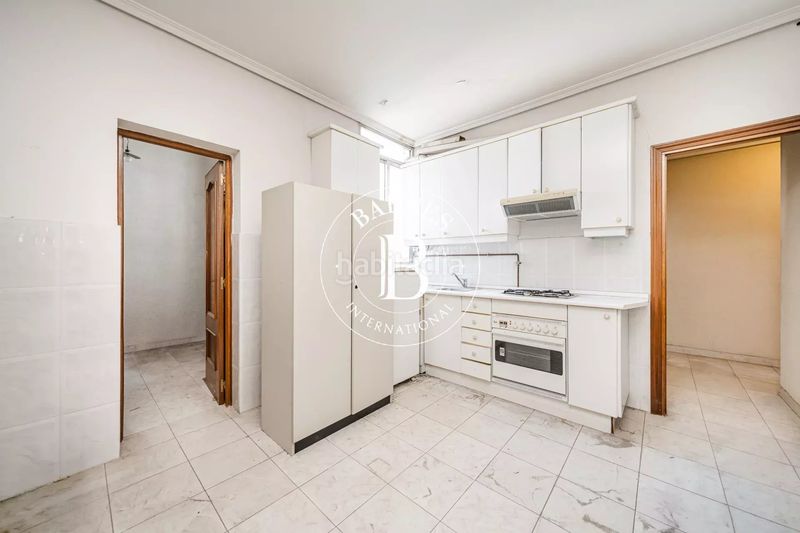 Foto 513c15c3-5d53-41a2-884a-49e0a9008426. Piso en Gaztambide Madrid
