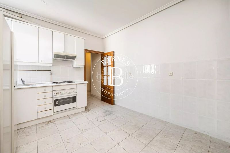 Foto 6d308b12-8878-4ae3-9334-75585325c7ee. Piso en Gaztambide Madrid