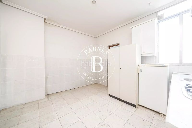 Foto 825cbace-32d9-4cf2-92c3-bc79d9a3ad72. Piso en Gaztambide Madrid