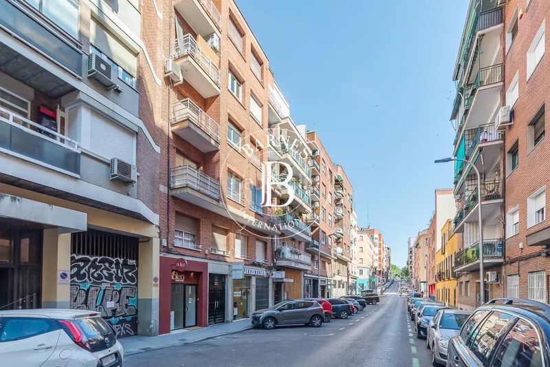 Foto ebba3ae3-c5bf-45db-ac2a-a240991c4a85. Pis amb calefacció a Ciudad Jardín Madrid