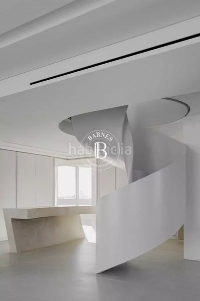 Foto b367c83e-5908-4d00-aad8-19b988ba6b55. Àtic amb calefacció piscina a El Viso Madrid