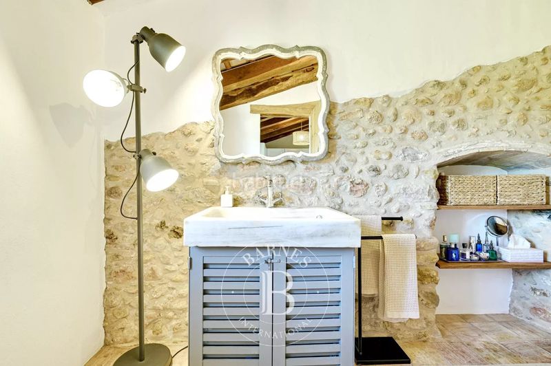 Foto f67a8bf4-d05d-4816-bf5b-e1318ce9e3e7. Masia amb calefacció piscina a Esponellà