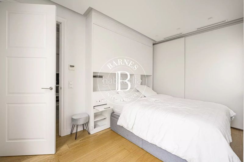 Foto b4327008-2c6f-43a3-bf8a-7a7c9a1efae0. Piso en Lista Madrid
