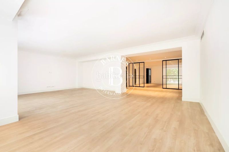 Foto b8f19e8e-e1e6-4064-8e09-19c4a5256004. Rent flat with heating parking in El Viso Madrid