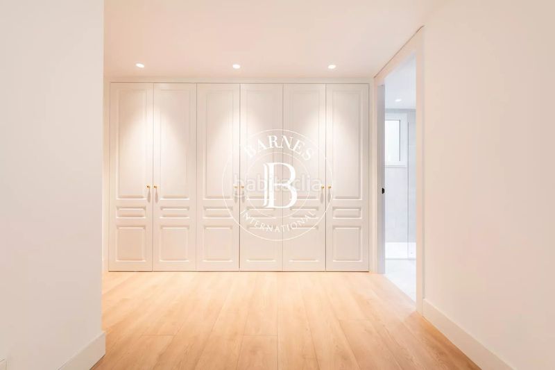 Foto bc681dd2-b404-4b23-aa31-9aacbdb75a05. Rent flat with heating parking in El Viso Madrid