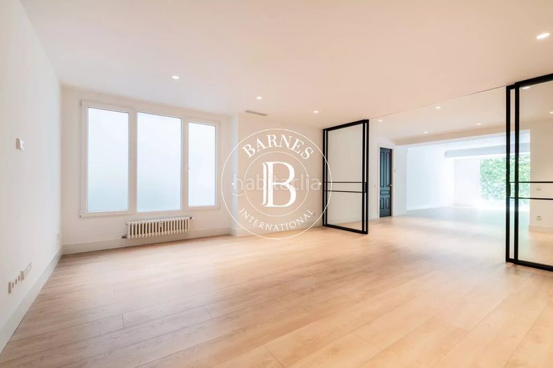 Foto f57f7d69-aa17-4ed4-afaf-9cde2018ad19. Rent flat with heating parking in El Viso Madrid