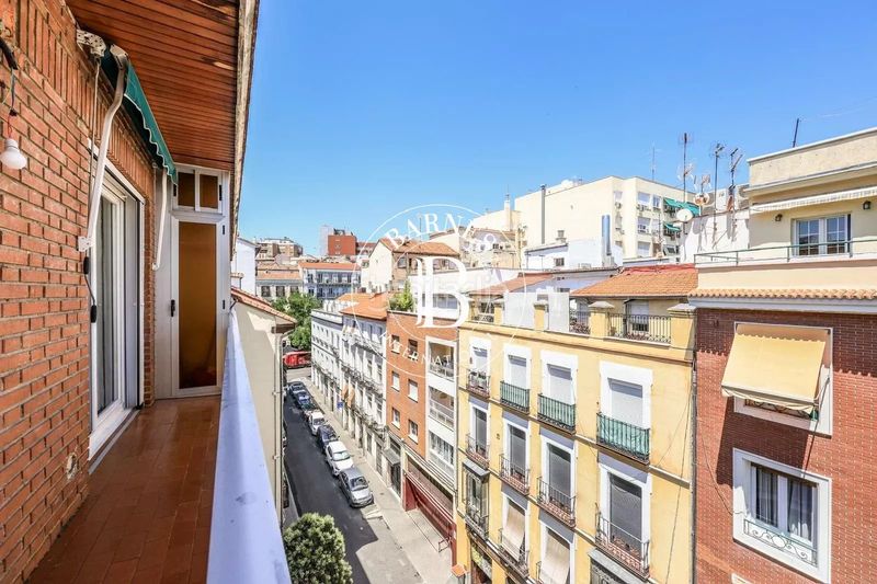Foto 8c151d38-ceb1-48d9-99a5-589e846807eb. Piso en Arapiles Madrid