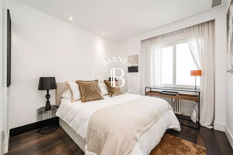 Foto 231cbc36-a33e-4417-941e-fa1dfcfa96ca. Rent flat with heating in El Viso Madrid