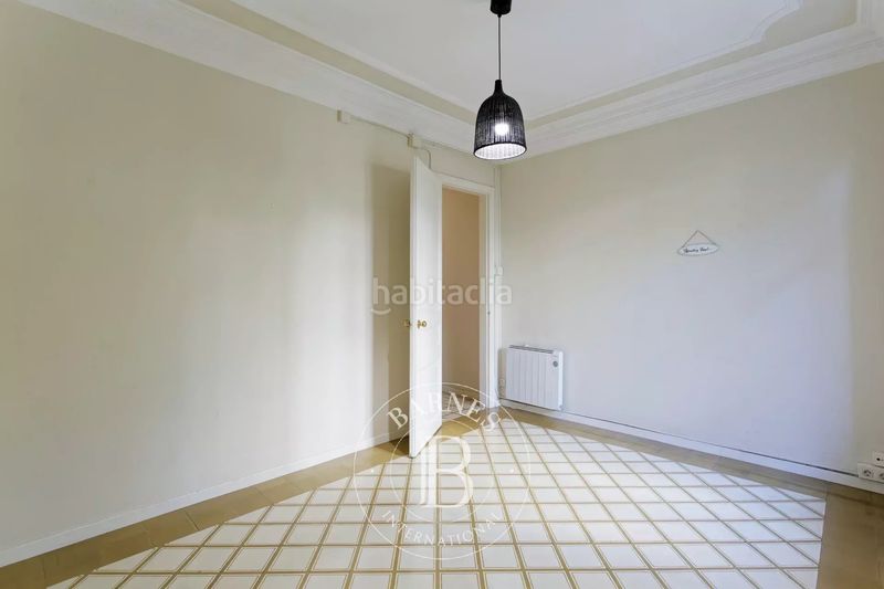 Foto 0eef0c37-7f1b-488b-9160-26c17f18425f. Piso en L´Antiga Esquerra de l´Eixample Barcelona