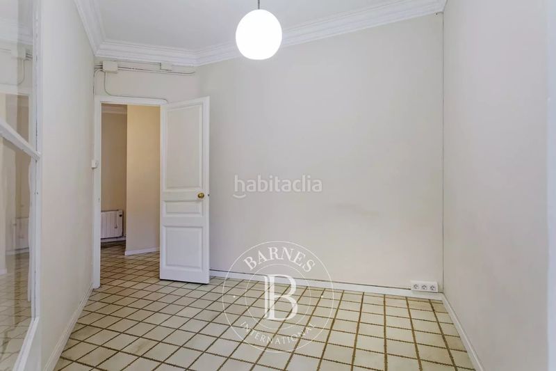 Foto b691b0ad-1546-4d4f-af76-5a033be02ec4. Piso en L´Antiga Esquerra de l´Eixample Barcelona