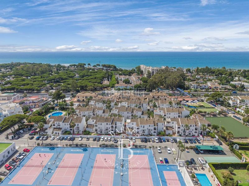 Foto 75c5fc89-2a25-45aa-8ba5-c72f831f5cc7. Piso en Parque Central Estepona