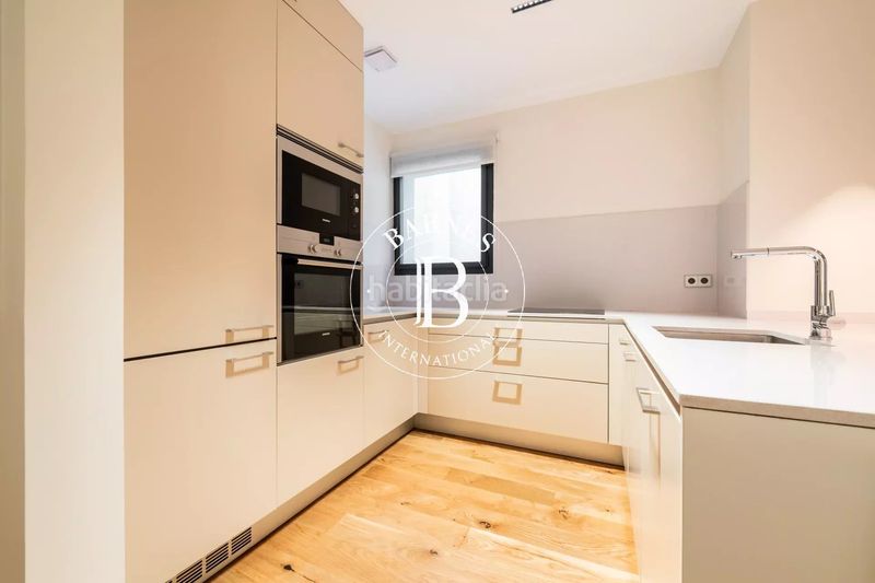 Foto ef5b9c28-d9d8-4639-8edb-9d45cf0b0912. Piso en Justicia-Chueca Madrid