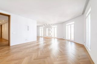 Flat in Goya