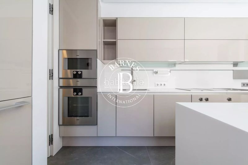 Foto 35e4ddac-cceb-4c96-ab6f-d0cd83e3bd23. Piso en Goya Madrid