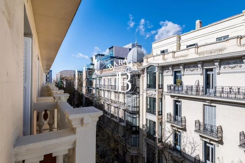 Foto 3f445966-de9f-411c-8d22-945774c5b7fc. Piso en Goya Madrid