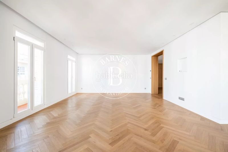 Foto bb0bca39-bef7-4cfb-902a-73f5b6b27cf6. Piso en Goya Madrid