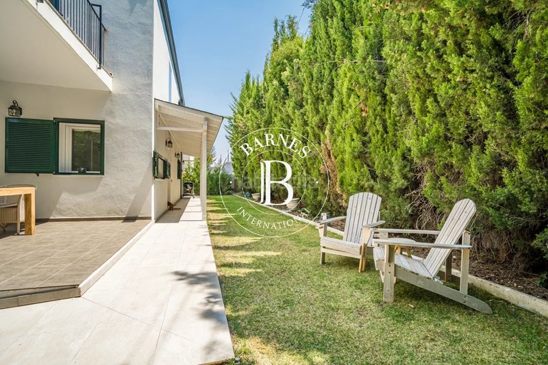 Foto f485857a-5c5d-4a05-b6f4-c756360afb16. Rent house with heating parking pool in Redueña