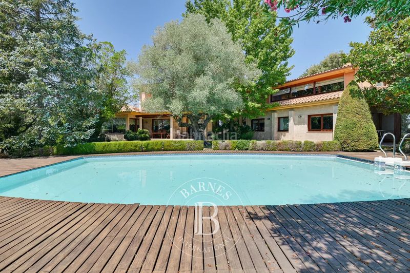 Foto 63fe4cea-3ceb-443a-bb02-cd8dd6212623. Casa amb aparcament piscina a Palau Girona