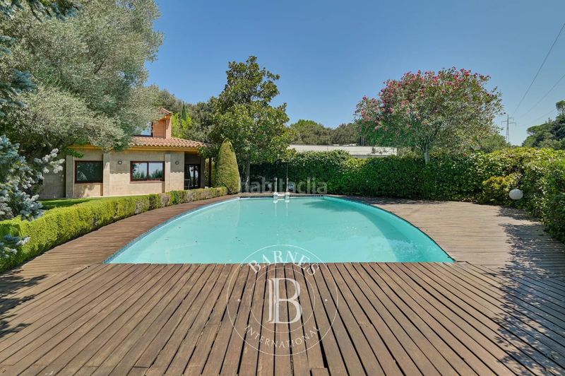 Foto cc8fa3f7-b634-44e0-ab63-4d9bd37c1b5d. Casa amb aparcament piscina a Palau Girona