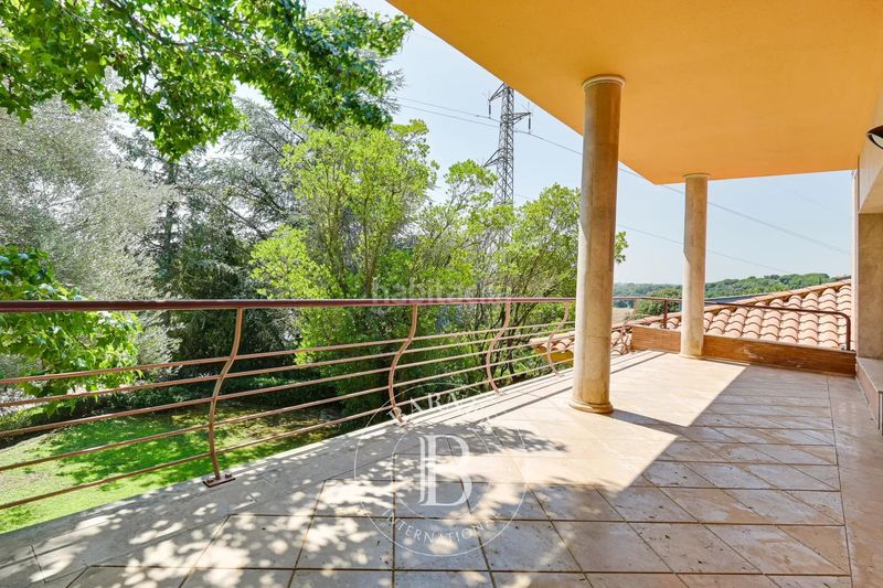 Foto e78134f7-92ba-4d59-9d9a-3798cb428634. Casa amb aparcament piscina a Palau Girona