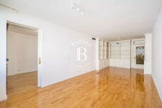 Flat in Castellana