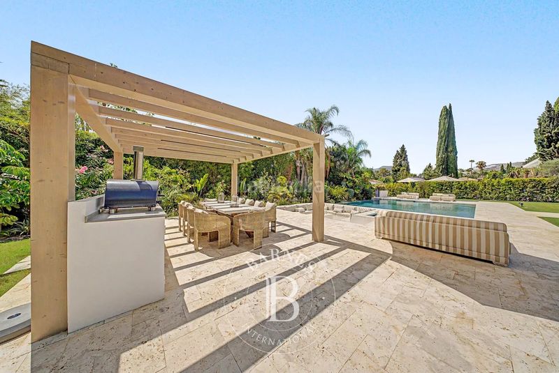 Foto 2959d4e7-2309-4a5c-bb3e-46e8b8c92714. Casa amb calefacció piscina a Las Brisas Marbella
