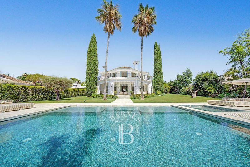Foto 71774d0e-8917-4d2c-aec7-b67282e8a615. Casa amb calefacció piscina a Las Brisas Marbella