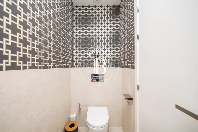Foto 64952c14-1736-415c-bdf9-970d0d32a723. Piso en Almagro Madrid