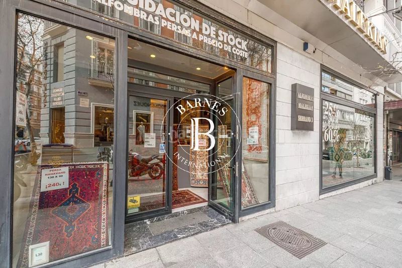 Foto 415b0b0d-f65f-4226-8d06-9f52ed6b58e3. Local comercial a Recoletos Madrid