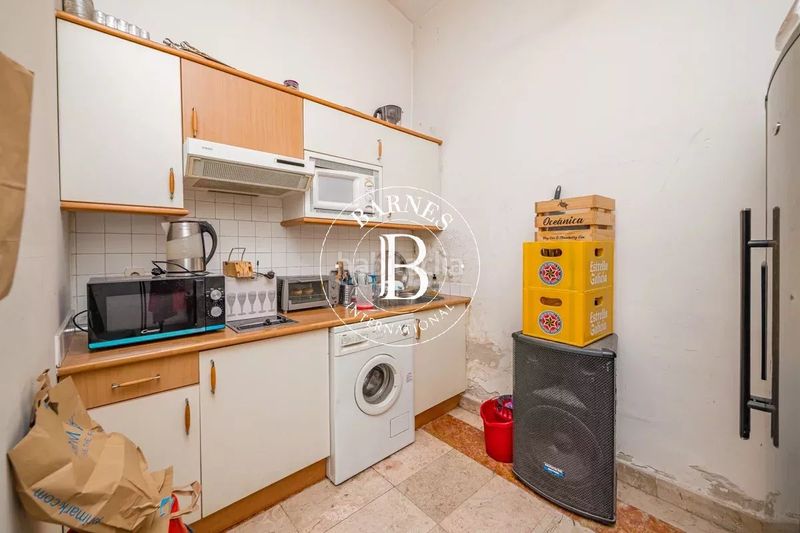 Foto d5150c13-59bc-4887-94b8-46709defc099. Local comercial a Recoletos Madrid