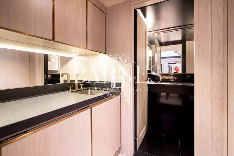 Foto 71ae7816-42c6-4a99-8161-0761df27a9a1. Rent flat with heating parking pool in Sol Madrid