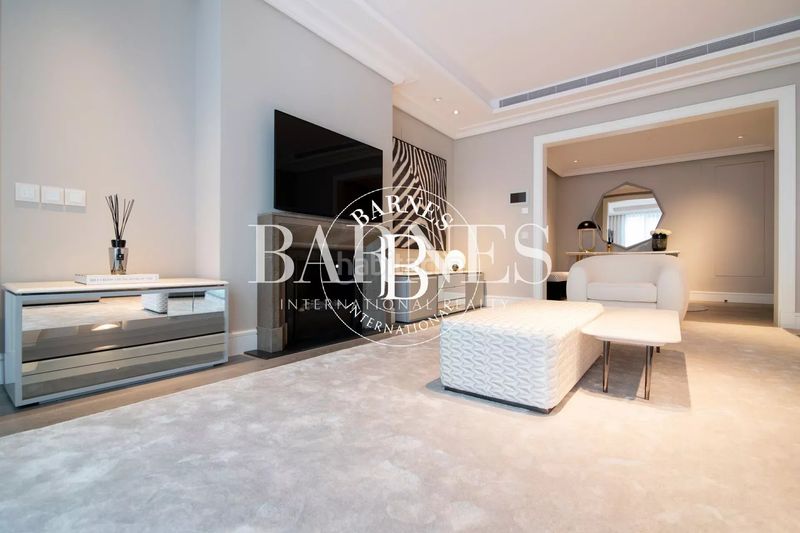 Foto bdb20ddd-8ffa-49e8-8748-4df0f6ab6b4e. Rent flat with heating parking pool in Sol Madrid