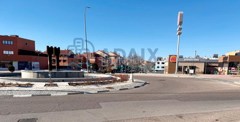 Foto c9a43eb3-7f0d-4d5c-8d1b-53adc24d9e54. Trapasso locale commerciale con riscaldamento in Las Castañeras - Bulevar Arroyomolinos
