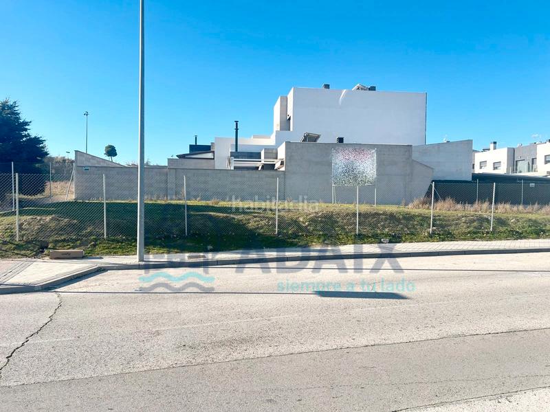 Foto f8a74210-cf2b-4b17-9074-50eae0c4d322. Terreno residencial en calle de zurbarán 11 en La Cárcaba-El Encinar-Montemolinos Arroyomolinos