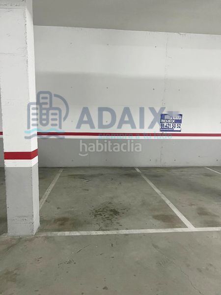 Foto f8514125-bd76-4dc2-8457-6fdc3465d563. Miete autoparkplatz in calle de extremadura 13 in Arroyomolinos