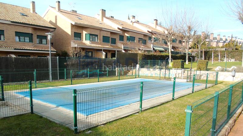 Foto 41655ebd-e914-4461-b185-c830a1980862. Reihenhaus mit kamin pool in Zona El Caño Arroyomolinos