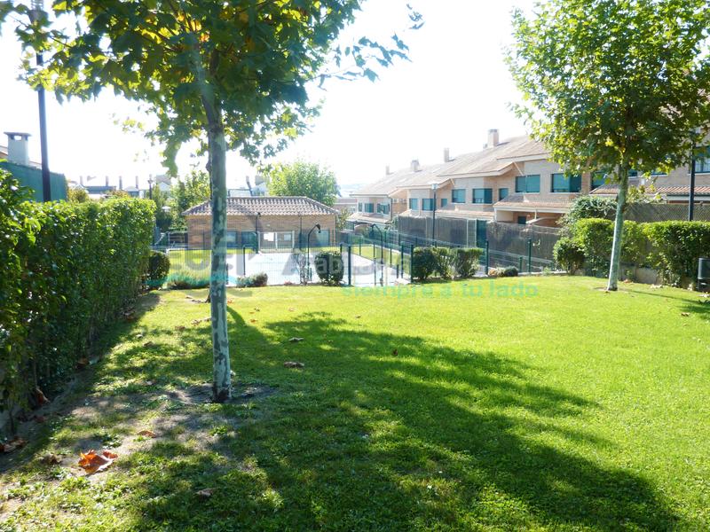 Foto de987c64-c93c-48fc-9612-b94dbb15fdc6. Semi detached house with fireplace pool in Zona El Caño Arroyomolinos