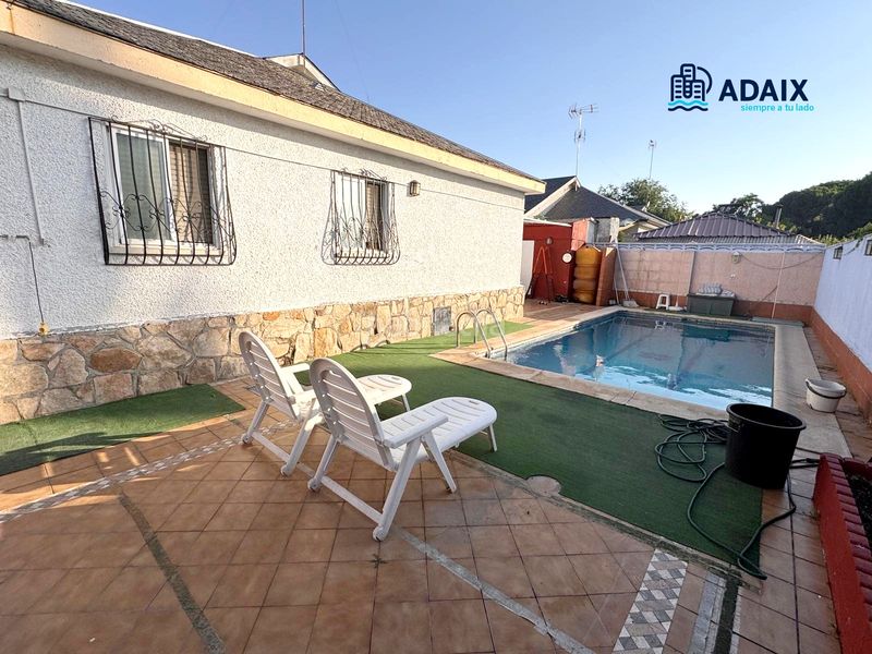Foto 21897fd6-40d6-4a4d-a1b4-1a3311278594. Xalet amb xemeneia piscina a Casco Antiguo - La Dehesa - Los Monteros Arroyomolinos