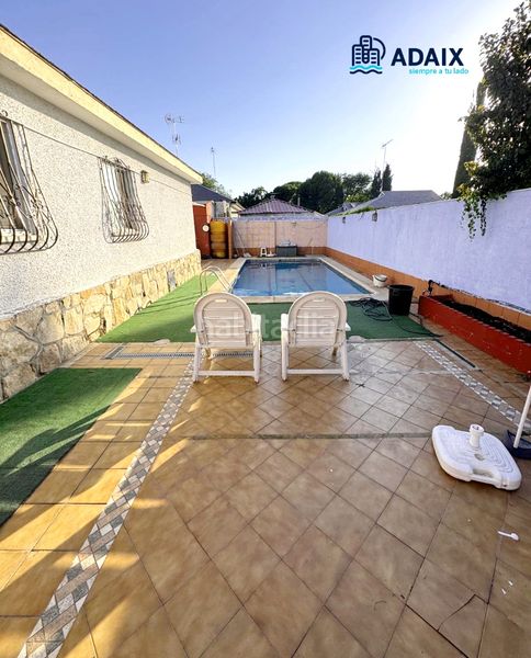 Foto 57a9fac5-85c2-4b12-ac12-2c54729bf67d. Xalet amb xemeneia piscina a Casco Antiguo - La Dehesa - Los Monteros Arroyomolinos