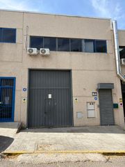 Location Bâtiment à usage industriel à Calle berna 16a. Alvaria alquila nave industrial en polígono eurólpolis de las ro