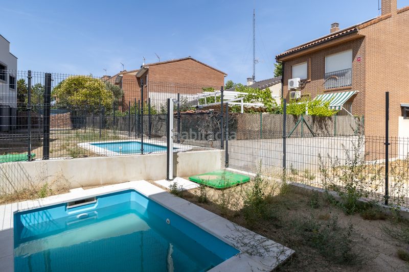 Foto 1a82693f-81dc-4507-ad82-17b2b584cf7d. Casa adossada amb aparcament piscina a Centro Villanueva del Pardillo