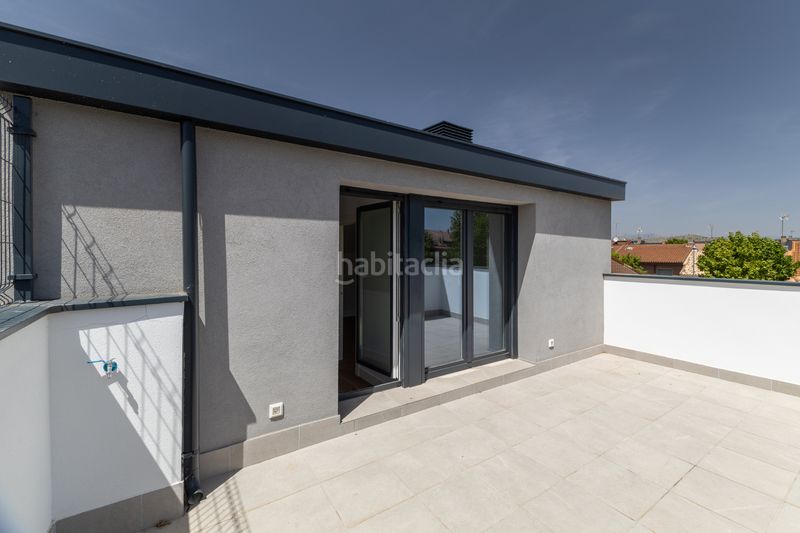 Foto de7b55ee-cf09-4fb9-8435-b8b99bd95a72. Casa adossada amb aparcament piscina a Centro Villanueva del Pardillo