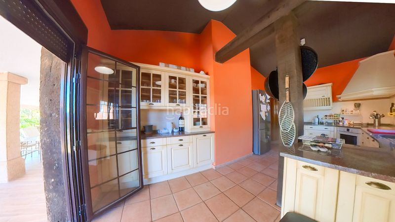 Foto 57d9f263-10c8-475c-9f6d-ca8c1a126e3a. Xalet amb xemeneia piscina a puerto Galapagar-las cuestas Galapagar
