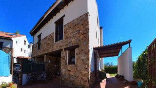 Maison jumelée à Puentes Viejas