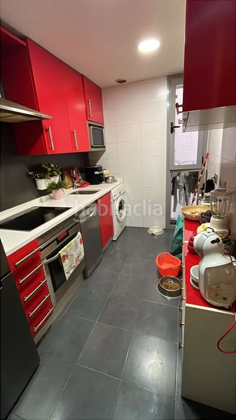 Foto ed77fec9-397c-429e-b96f-f73d893030e3. Piso en calle de la sonrisa 2 en Norte Alcobendas