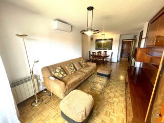 Etagenwohnung in Avenida de madrid 55