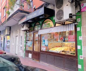 Local Comercial a Calle de santiago apóstol 9