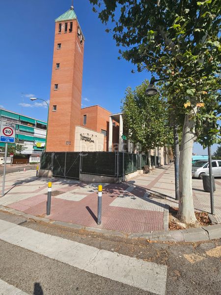 Foto d58b8528-fc55-4b27-874c-2645f568d43c. Loft a calle de la libertad 53 a Centro Alcobendas