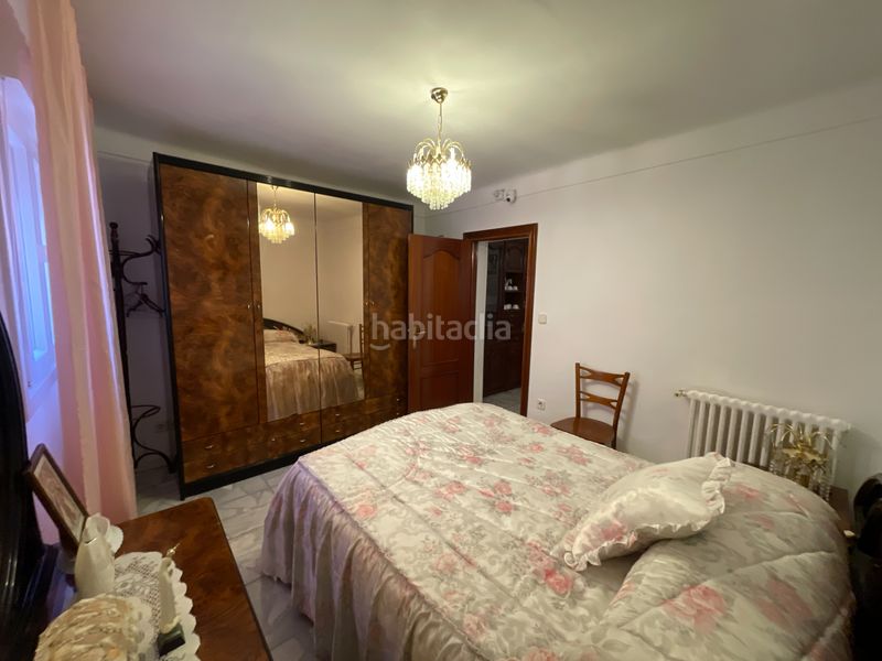 Foto 45c3f0cf-493f-41a0-bc4c-950675e5e9ee. Casa amb calefacció a Ensanche Alcobendas