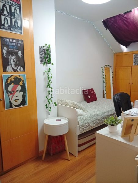 Foto b3664530-1056-4b5c-ab32-c992fba21f8a. Duplex con riscaldamento parcheggio in Casar (El)